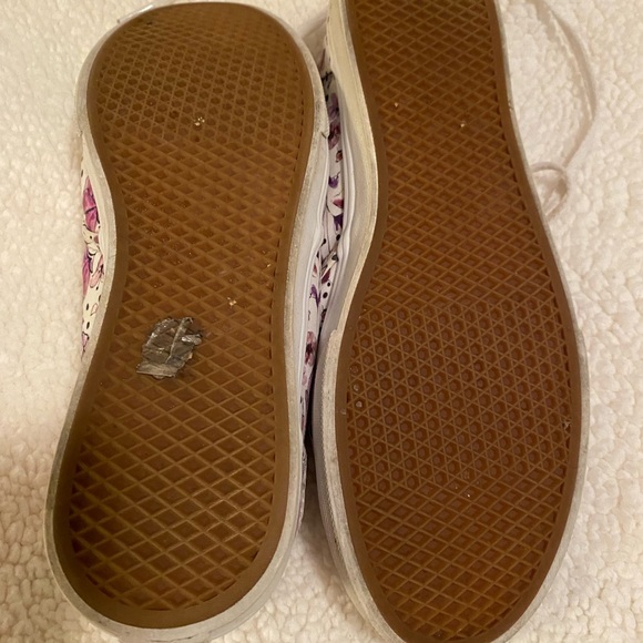 Women’s Vans.  Size 8.5.  Purple/violet color floral print.   In good shape. - Picture 5 of 5